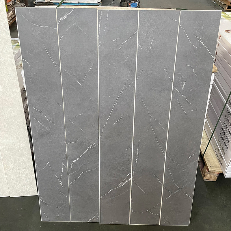 Marmar Putih dan Hitam Butiran Kayu Teras Tegar Saling Kunci Klik Kunci Papan Vinyl Lantai Piso PVC Klik Dalaman Piso Lantai SPC